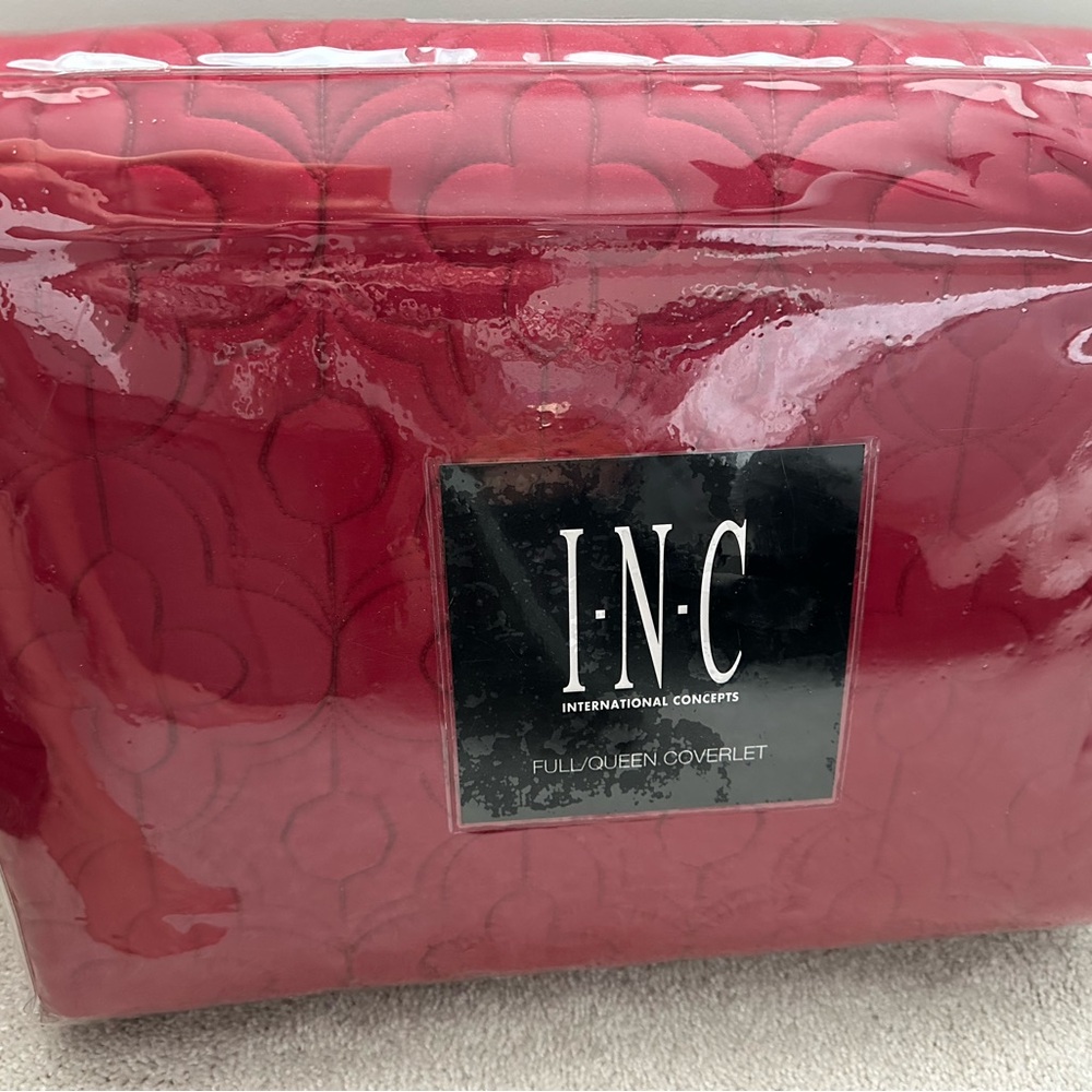 INC Queen Bedding Red Coverlet New